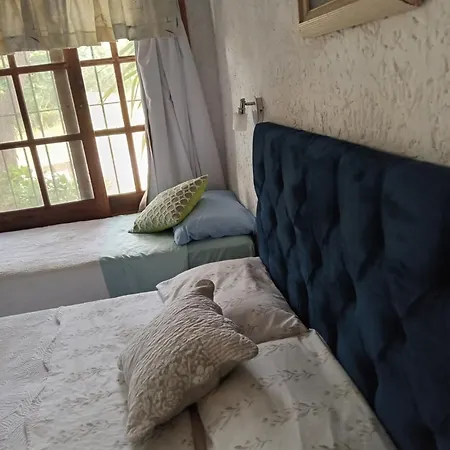 Bed And Breaksfast-2